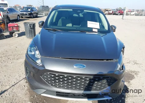 2020 Ford Escape S z USA, uszkodzony, nr VIN 1FMCU0F60LUB57677